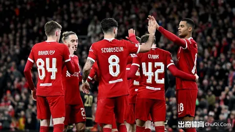 欧冠惨遭滑铁卢，马赛教头德泽尔比临危受命，总监炮轰全队引发下课风暴！